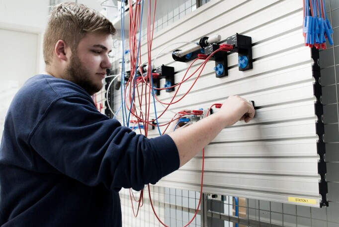 Jahrespraktikant im Bereich Elektrotechnik (m/w/d) 2027, 1. Bild